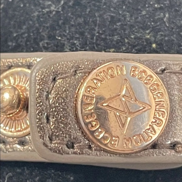 BCBG Generation Bracelet True Love Heart Pink Rose Gold Cuff Excellent condition - Picture 6 of 7